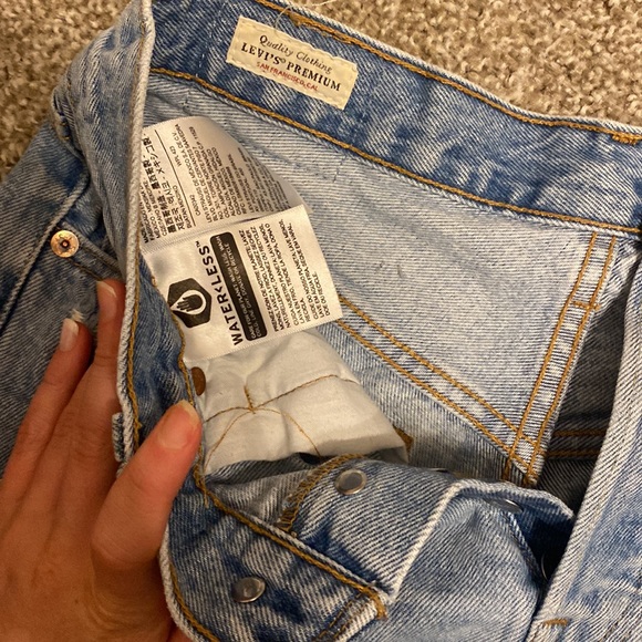 501 High Rise Short in Fault Line LEVIS - Picture 6 of 6